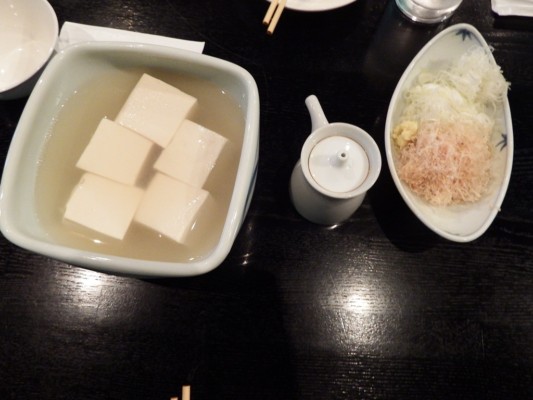 せきれい橋川上庵の湯豆腐